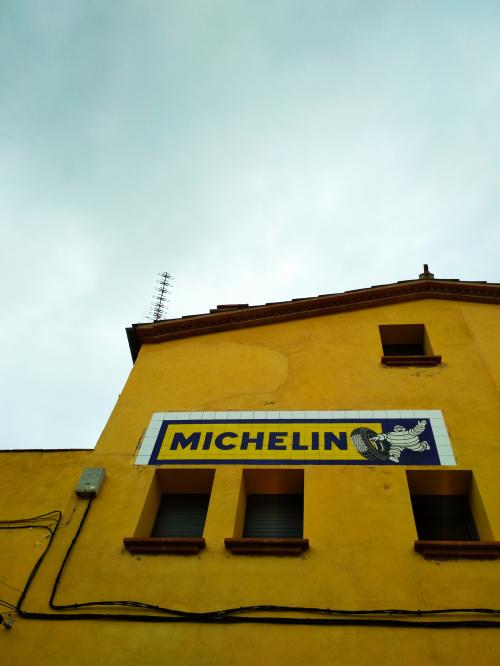 Rètol publicitari Michelin