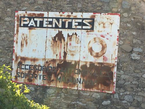 Rètol Patentes Mago