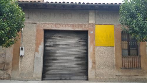 Rètol Servicio Nacional del Trigo