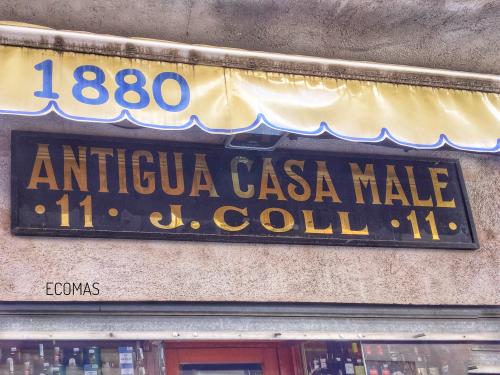 Botiga de queviures Casa Malé