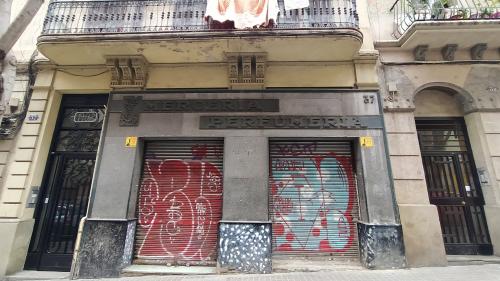 Rètol merceria i perfumeria Mañach