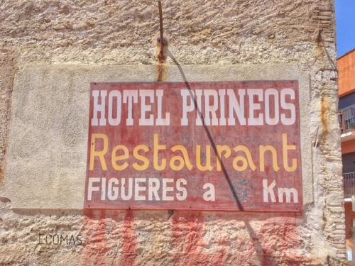 Rètol Hotel Pirineos